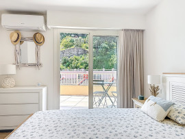 
                                                                                        Vente
                                                                                         Roquebrune-Cap-Martin – Appartement avec terrasse, vue mer, piscine et dépendance dans résidence récente