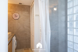 
                                                                                        Location
                                                                                         ROUVIERE DESIGN