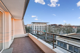 
                                                                                        Vente
                                                                                         Rueil Malmaison - Appartement 3 pièces avec balcon