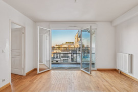 
                                                                                        Vente
                                                                                         Rueil Malmaison - Appartement 3 pièces avec balcon