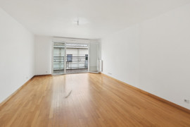 
                                                                                        Vente
                                                                                         Rueil Malmaison - Appartement 4 pièces avec balcon