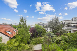 
                                                                                        Vente
                                                                                         Rueil Malmaison - Appartement 4 pièces avec balcon