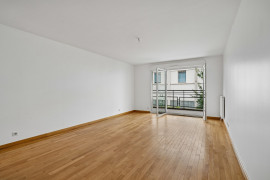 
                                                                                        Vente
                                                                                         Rueil Malmaison - Appartement 4 pièces avec balcon