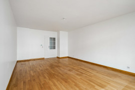 
                                                                                        Vente
                                                                                         Rueil Malmaison - Appartement 4 pièces avec balcon