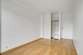 
                                                                                        Vente
                                                                                         Rueil Malmaison - Appartement 4 pièces avec balcon