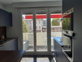 
                                                                                        Location
                                                                                         Sacré cœur