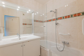 
                                                                                        Location
                                                                                         SAINT ANDRE DE LA ROCHE / QUAI DE LA BANQUIERE - Appartement 3 pièces à louer avec terrasse