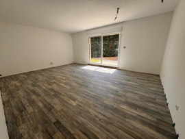 
                                                                                        Vente
                                                                                         SAINT-CLAIR – 274 m² Maison d'architecte d'environ 184 m2 + Annexe indépendante 90 m² 398 000 €