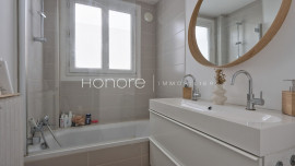 
                                                                                        Vente
                                                                                         SAINT CLOUD - PASTEUR - LUMINEUX 3 PIECES