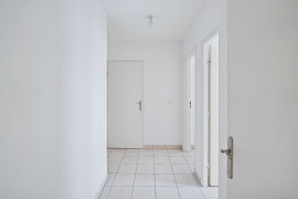 
                                                                                        Vente
                                                                                         Saint Denis lot 16