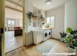 
                                                                                        Vente
                                                                                         SAINT JEAN D'ELLE - Bourg - Maison à rénover avec fort poten