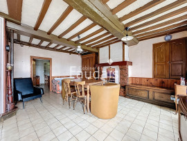 
                                                                                        Vente
                                                                                         SAINT-JEAN DES BAISANTS, Maison 104m2, 3 chambres