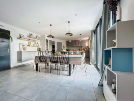 Vente
SAINT LAURENT DES ARBRES - Maison 150 m² - 4 chambres - jardin