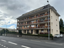 
                                                                                        Vente
                                                                                         SAINT LO - APPARTEMENT avec BALCON