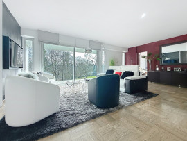 
                                                                                        Vente
                                                                                          SAINT LO maison d'architecte.
