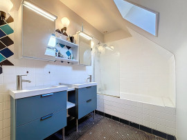 
                                                                                        Vente
                                                                                          Saint-Lô - Maison familiale - sous-sol complet -  proche li