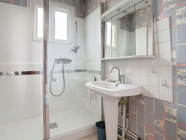 
                                                                                        Vente
                                                                                         SAINT-LO PROCHE HOPITAL APPARTEMENT T4 AVEC ASCENSEUR ET GAR