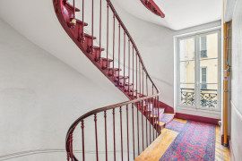 
                                                                                        Vente
                                                                                         Saint-Michel - Appartement de 3 pièces traversant