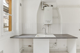 
                                                                                        Vente
                                                                                         Saint-Michel - Appartement de 3 pièces traversant