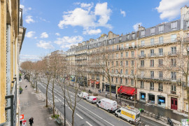 
                                                                                        Vente
                                                                                         Saint-Michel - Appartement de 3 pièces traversant