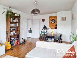 
                                                                                        Vente
                                                                                         Saint-Ouen – 3P 65 m², parking, balcon, métro 14