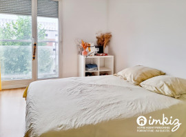 
                                                                                        Vente
                                                                                         Saint-Ouen – 3P 65 m², parking, balcon, métro 14