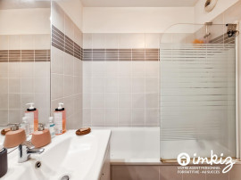 
                                                                                        Vente
                                                                                         Saint-Ouen – 3P 65 m², parking, balcon, métro 14