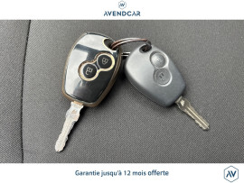 
                                                                                        Voiture
                                                                                         SANDERO 1.2 75 SERIE LIMITEE 10ans SUREQUIPEE