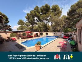
                                                                                        Vente
                                                                                         SEPTEME - Double VILLA vue sur vallee avec piscine