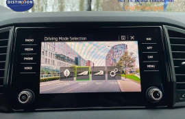 
                                                                                        Voiture
                                                                                         Skoda Karoq 1.5 TSI 150CH DSG7 SPORTLINE