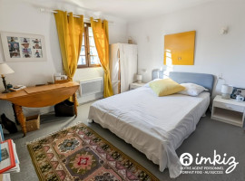 
                                                                                        Vente
                                                                                         Spacieuse maison 4 chambres - 10 mn des plages