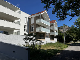 
                                                                                        Vente
                                                                                         Spacieux et moderne appartement avec terrasse