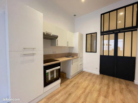 
                                                                                        Location
                                                                                         Spacieux T2 à Villeurbanne