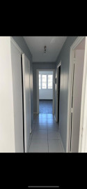 
                                                                                        Location
                                                                                         Spacieux T4 dans copropriété Arborée et sécurisée
