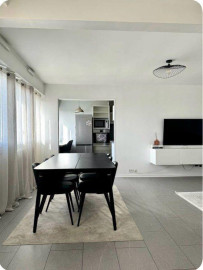 
                                                                                        Location
                                                                                         Spacieux T5 88m²  avec vue - Épinay-sur-Seine