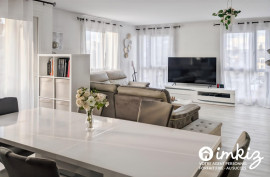 
                                                                                        Vente
                                                                                         Spacieux T5 + bureau avec balcon et double garage