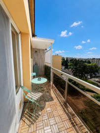 
                                                                                        Vente
                                                                                         St FOY limite LYON 5 – T4 RÉNOVÉ 70M² • DERNIER ÉTAGE • TERRASSE • CAVE  249 000€