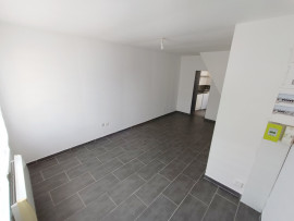 Location
St-Honoré : studio avec jardin privé