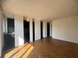 
                                                                                        Vente
                                                                                         St-Maur Le Parc 2-3 pièces de 56m2