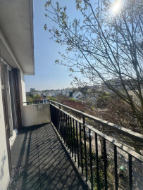 
                                                                                        Vente
                                                                                         St-Maur Le Parc 2-3 pièces de 56m2