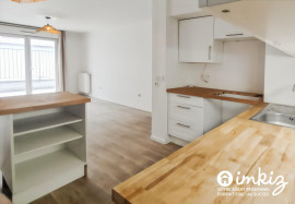 
                                                                                        Vente
                                                                                         Stains – 2P rénové, terrasse et jardin privatifs