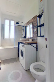 
                                                                                        Location
                                                                                         Studio 1 pièce