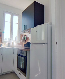
                                                                                        Location
                                                                                         Studio 1 pièce