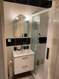 
                                                                                        Location
                                                                                         Studio 18m² refait à neuf, La fourchette