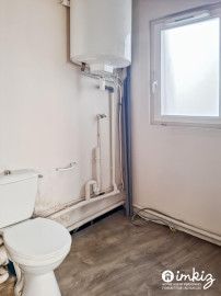 
                                                                                        Vente
                                                                                         Studio 19 m² à rénover - Belle opportunité !
