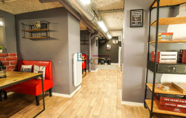 
                                                                                        Location
                                                                                         Studio 19m2 - Résidence sécurisée