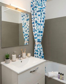 
                                                                                        Location
                                                                                         STUDIO 20 M² plein centre ville