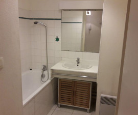 
                                                                                        Location
                                                                                         Studio 20 m2 avec Parking sous terrain privatif