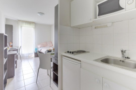 
                                                                                        Location
                                                                                         Studio 20m²  - Part Dieu Manufacture