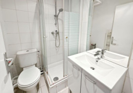 
                                                                                        Location
                                                                                         Studio 20m2